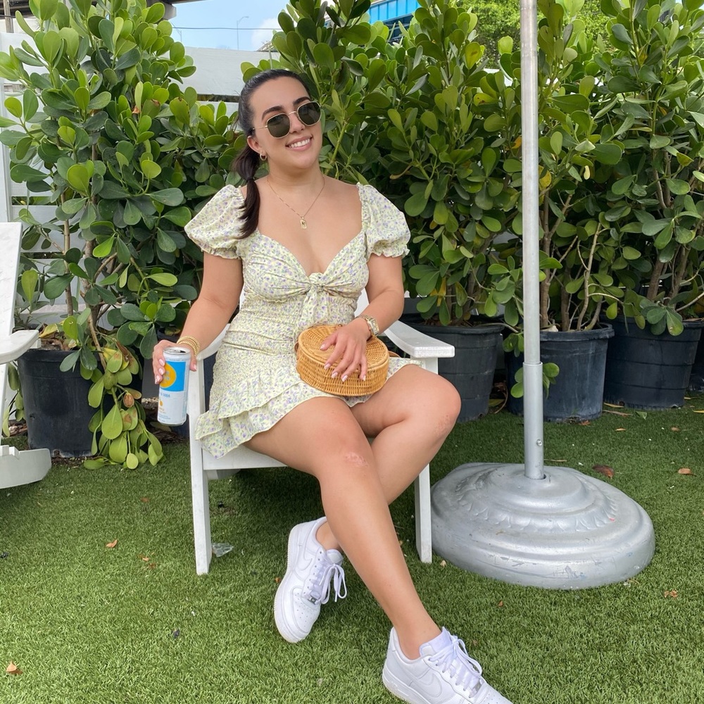 Light Yellow Lavender Floral Puffy Sleeved Dress